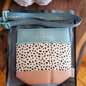 Hydrojug Autumn sleeve